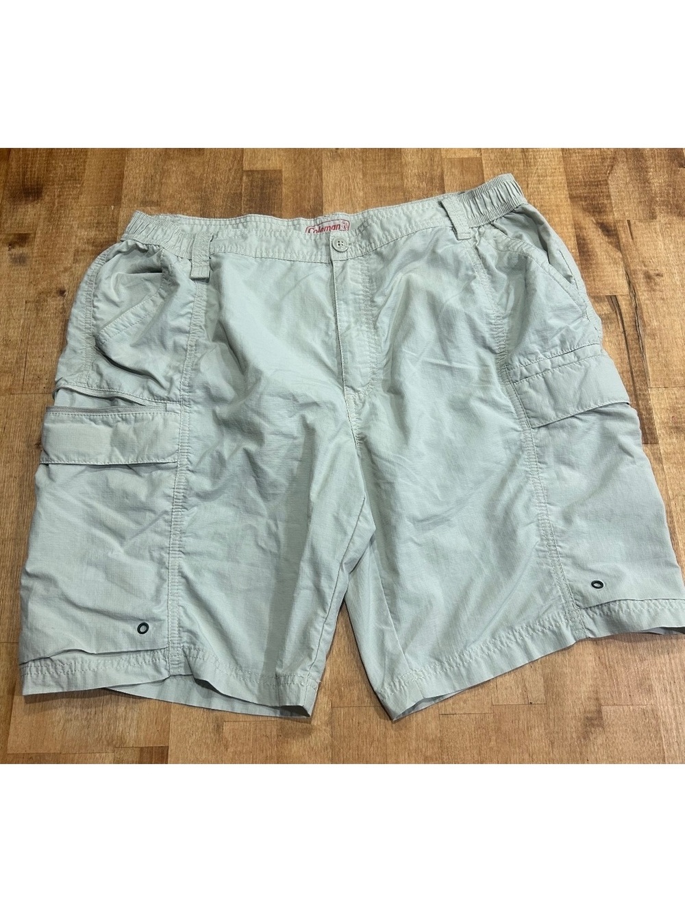 Coleman Men's Outdoor Cargo Shorts Beige Size 36-38